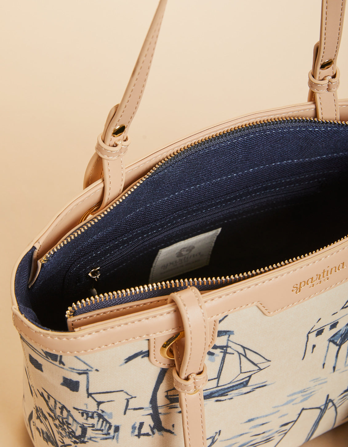 Island Tote Daise Seascape
