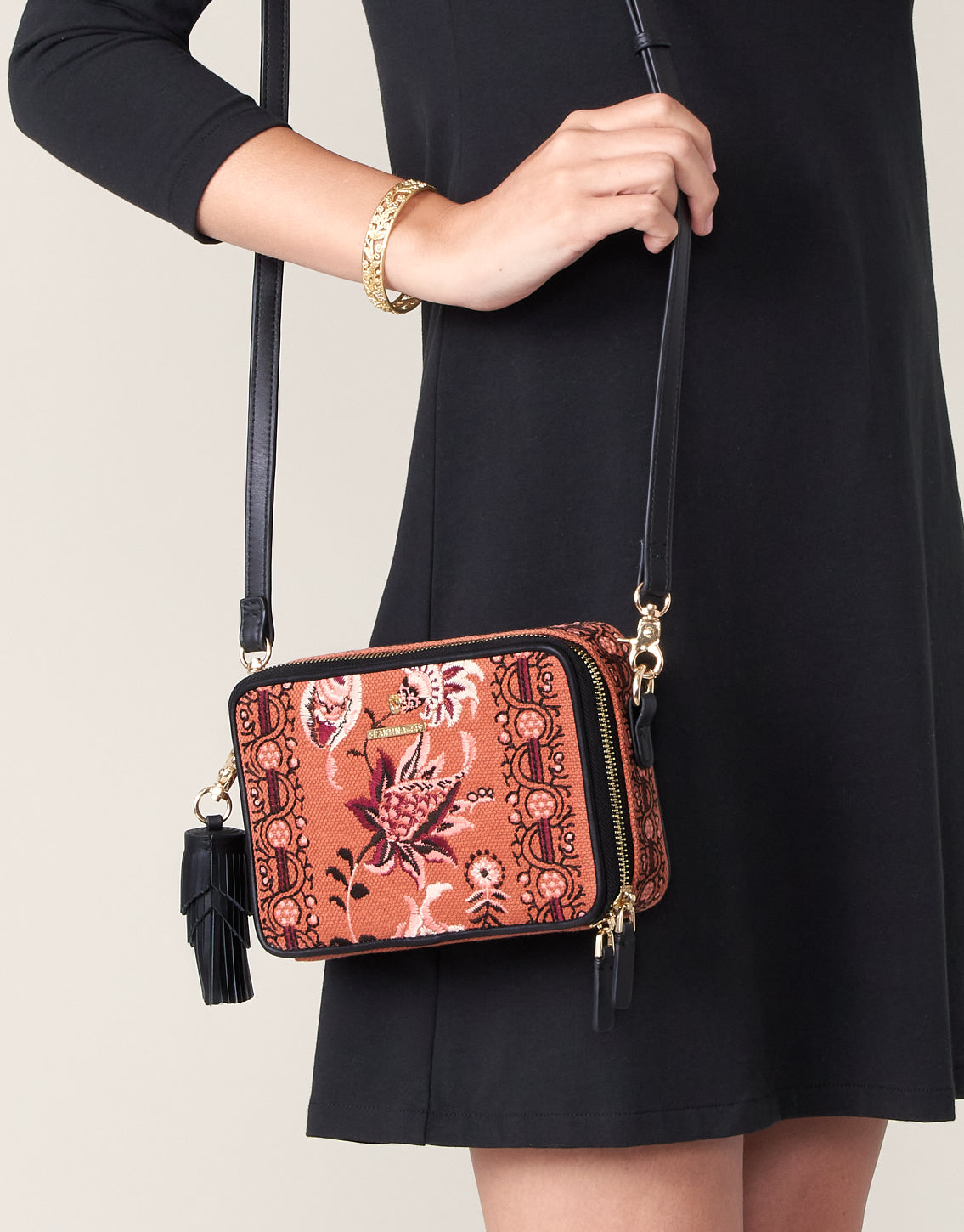 Carmella Phone Crossbody Linden