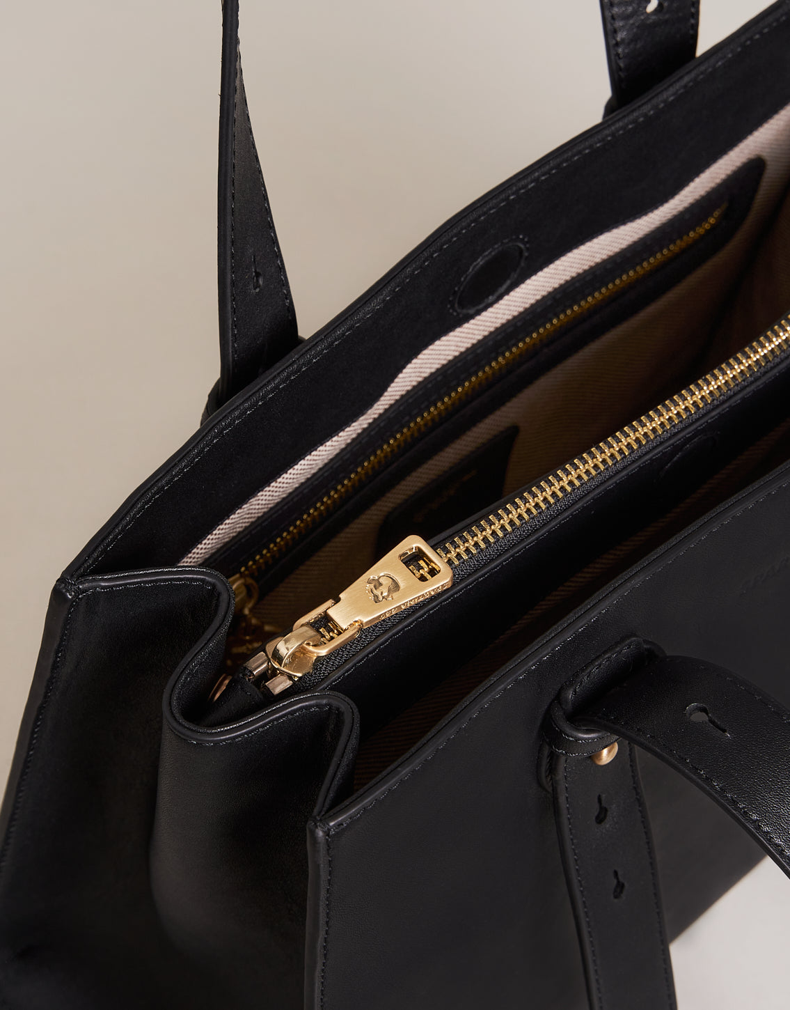 Siren Taylor Tote Black