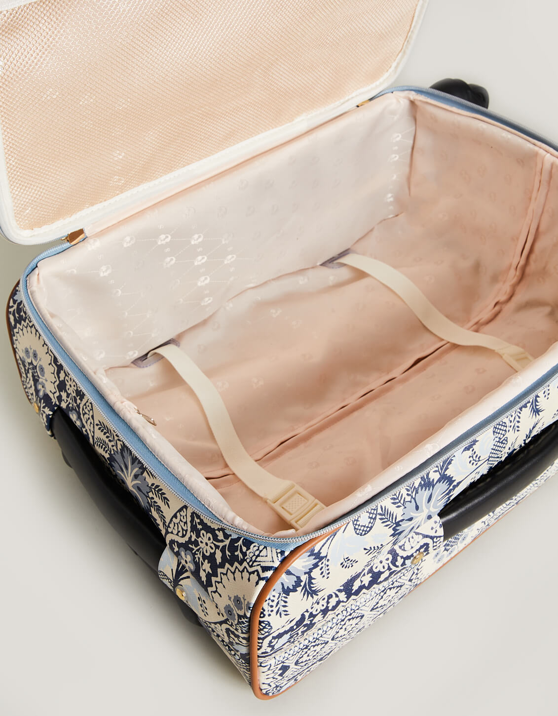 20" Rolling Suitcase Peeples Song Park Palms