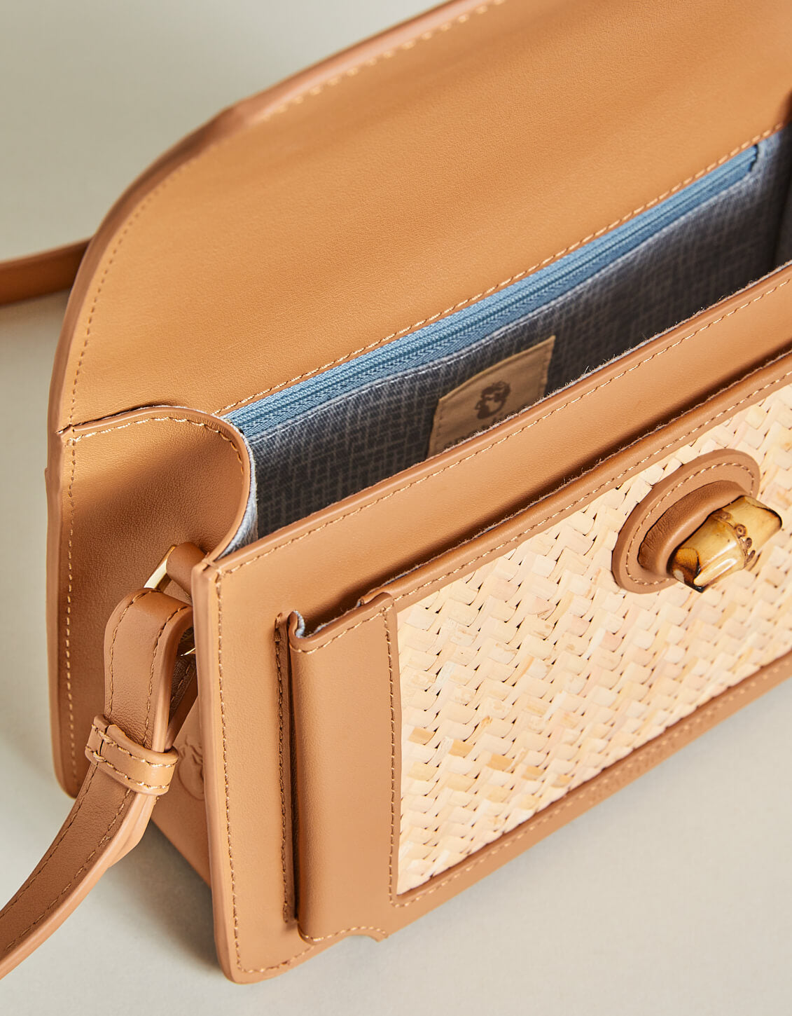 Rattan Mia Crossbody Caramel