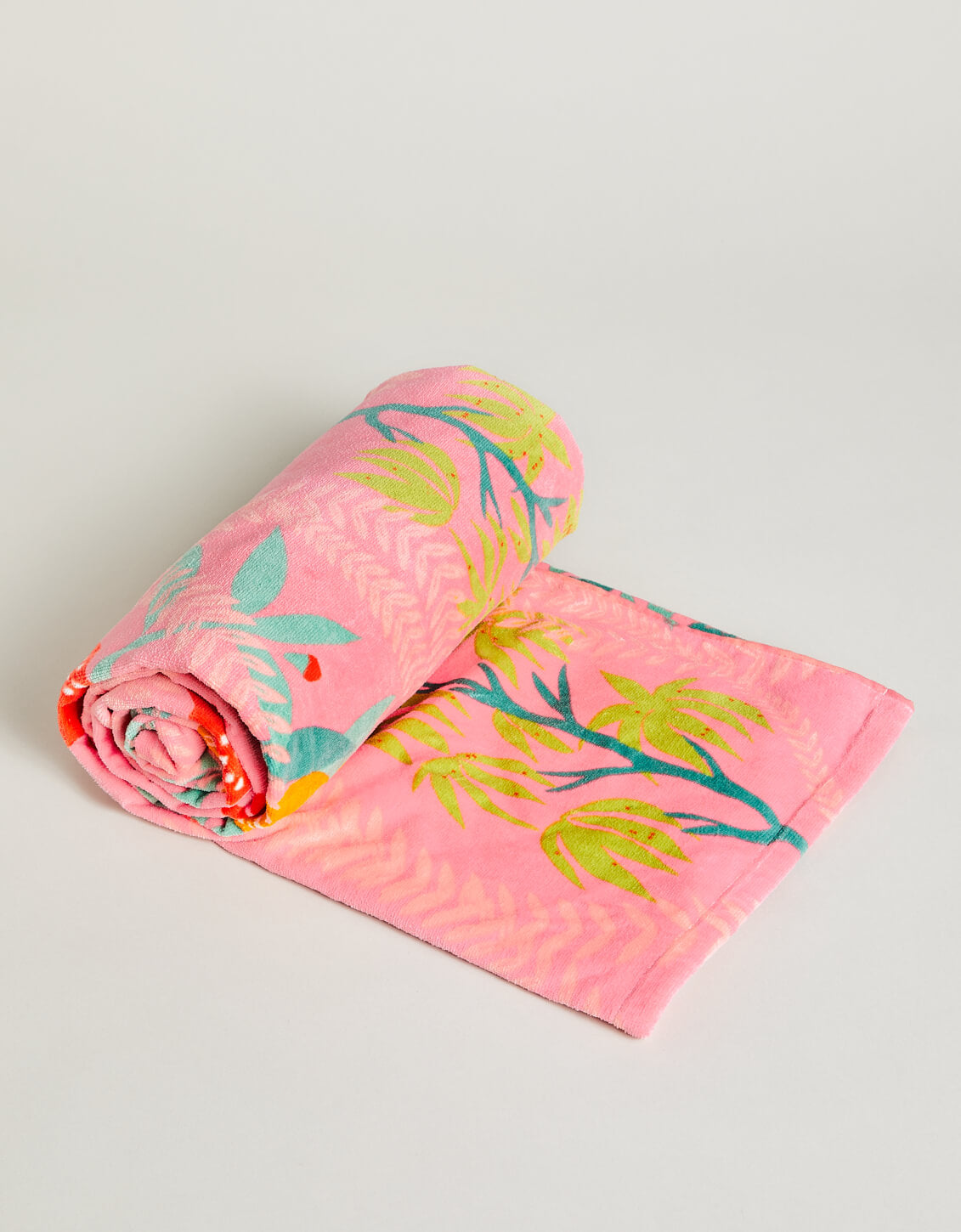 Beach Towel Queenie Topiary Pink