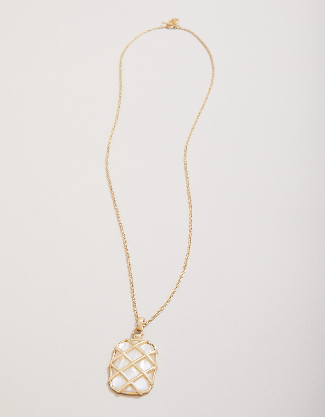 Stonevale Necklace 26" Mother-of-Pearl