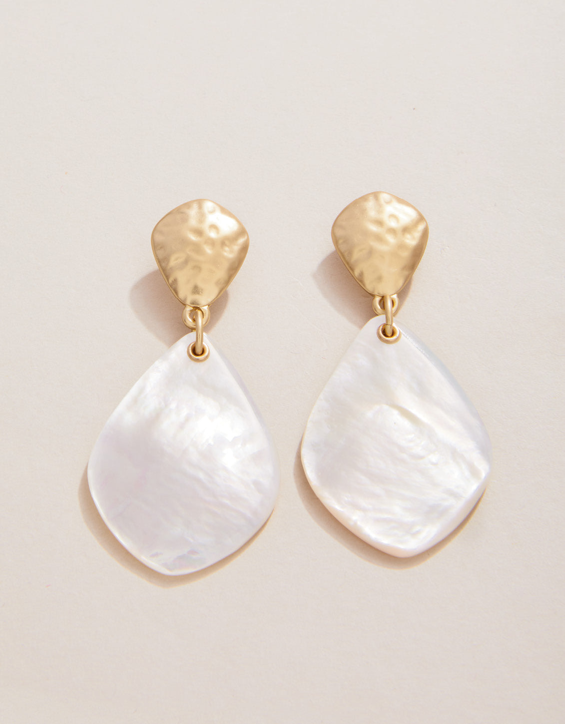 Enclave Earrings Mother-of-Pearl