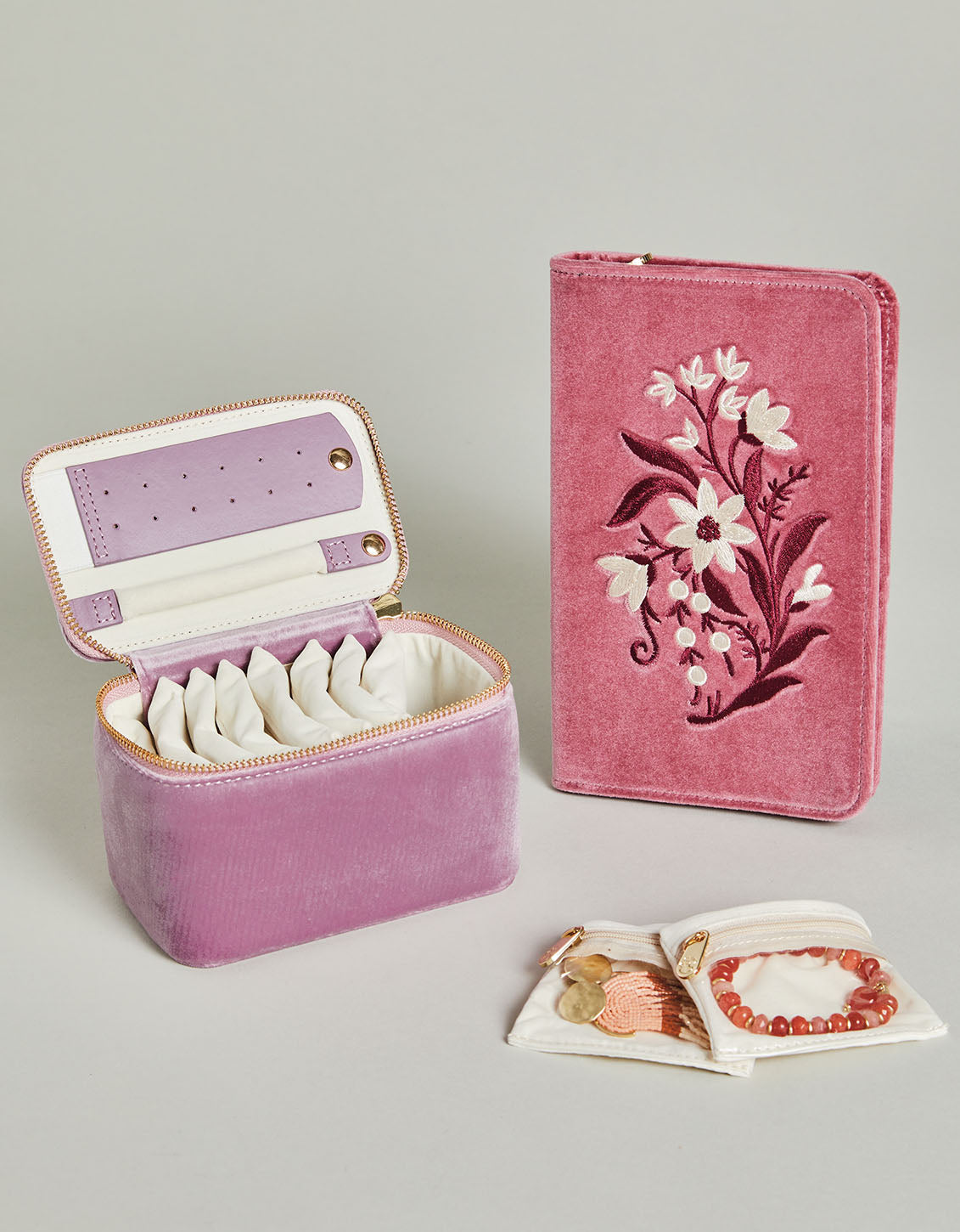 Embroidered Jewelry Travel Portfolio Rogue