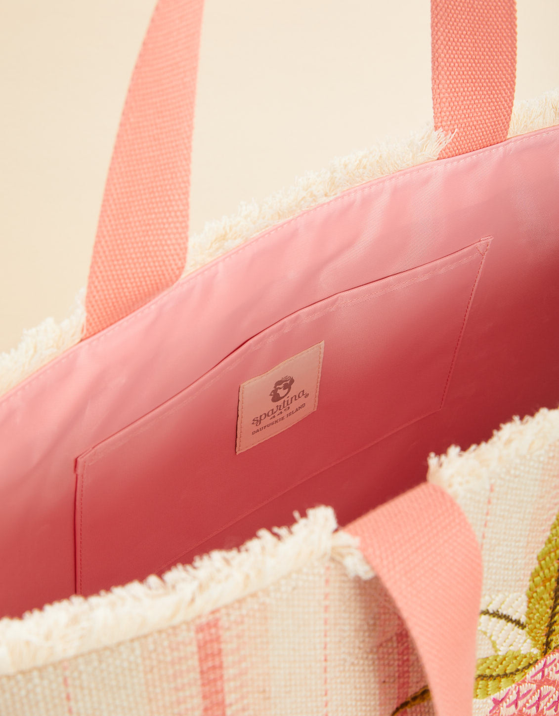 Beach Tote Callawassie Pineapple