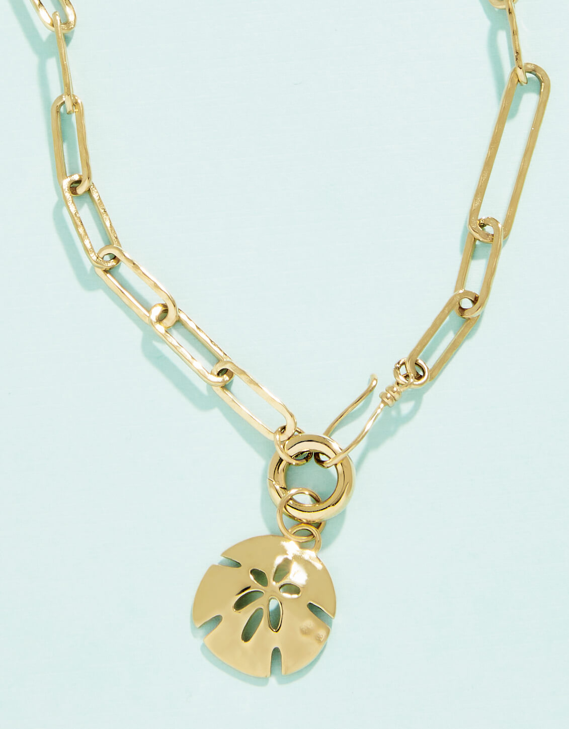 Sand Dollar Charm Necklace 18"