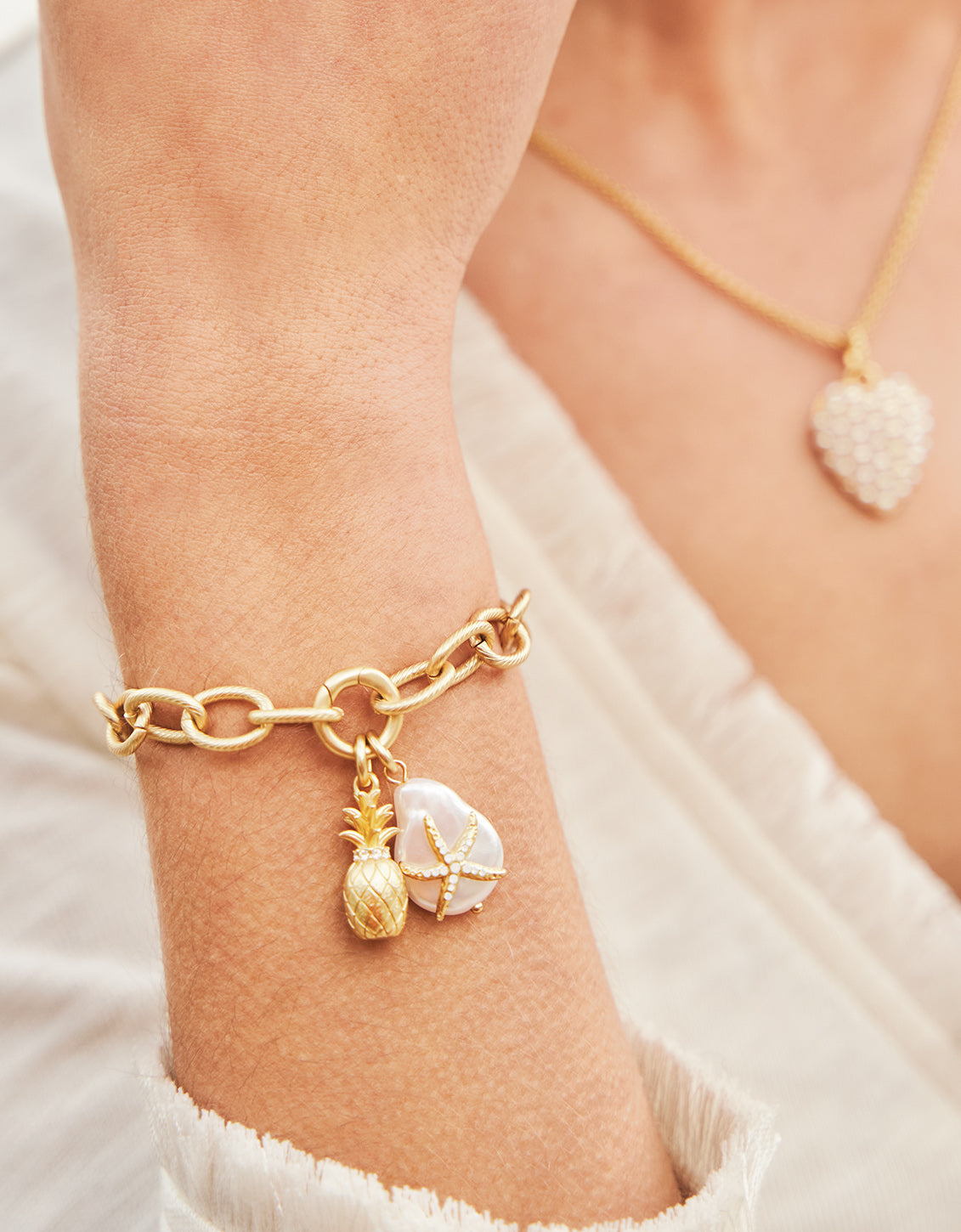  Sticky Sweet Charm Pineapple/Crystal
