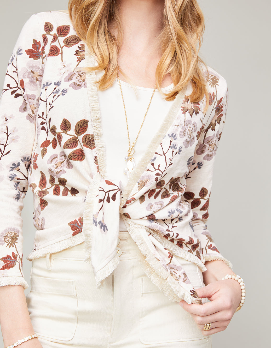  Clara Convertible Cardigan Floral Vine Seashell