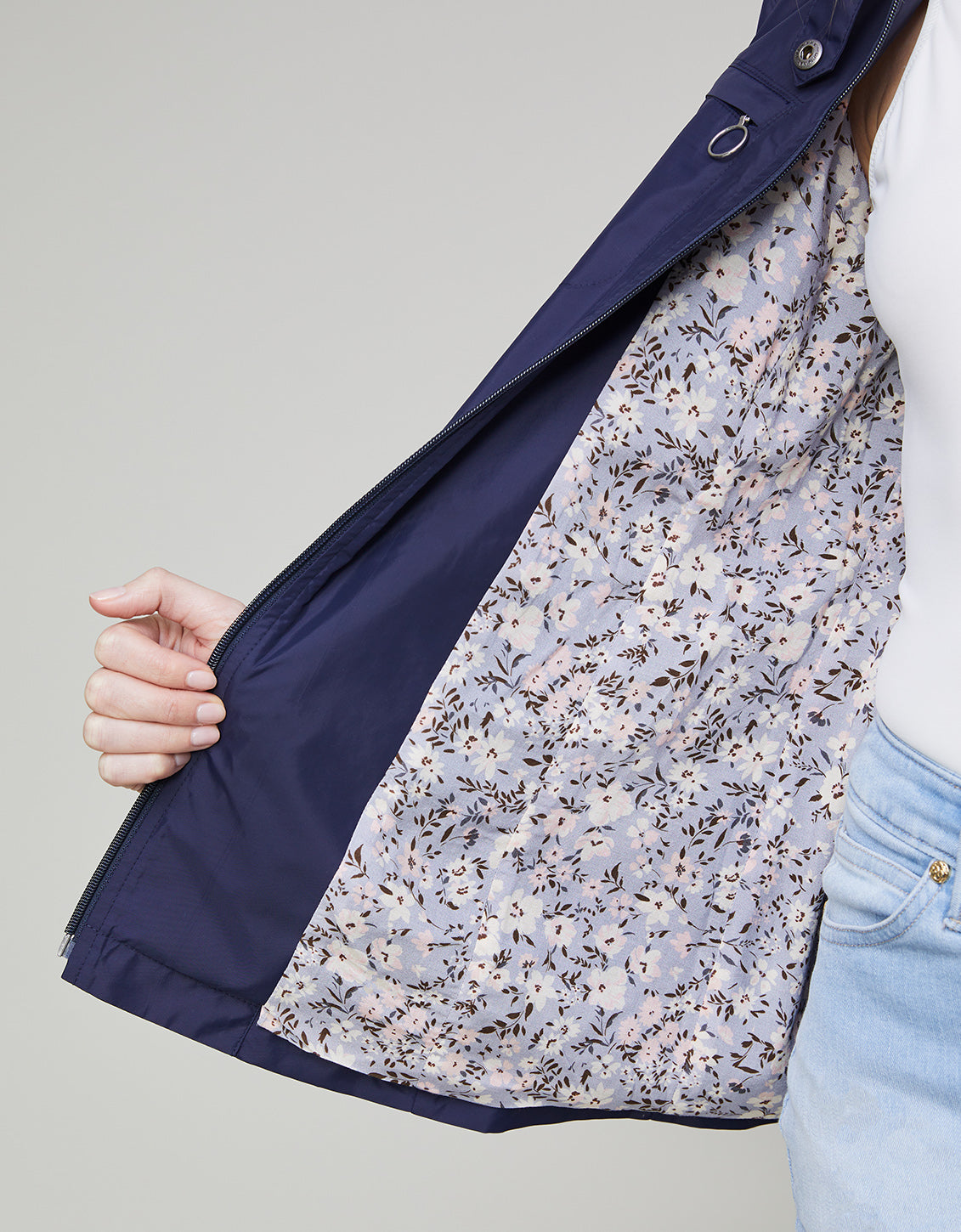  Quincy Windbreaker Navy