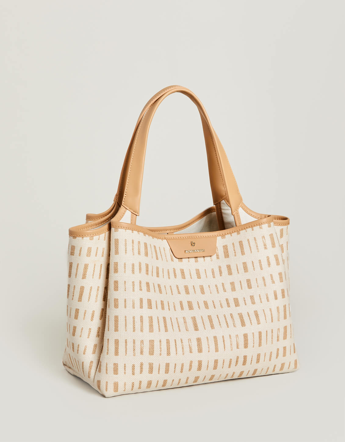  Isla Tote Parade