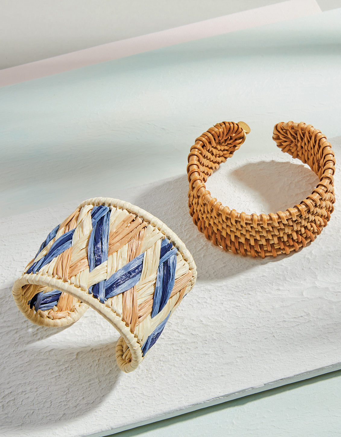  Woven Cuff Natural/Blue