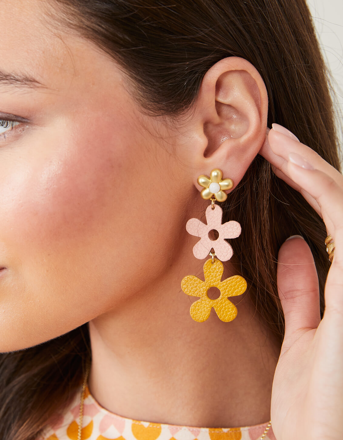  Daisy Leather Earrings Pink/Orange