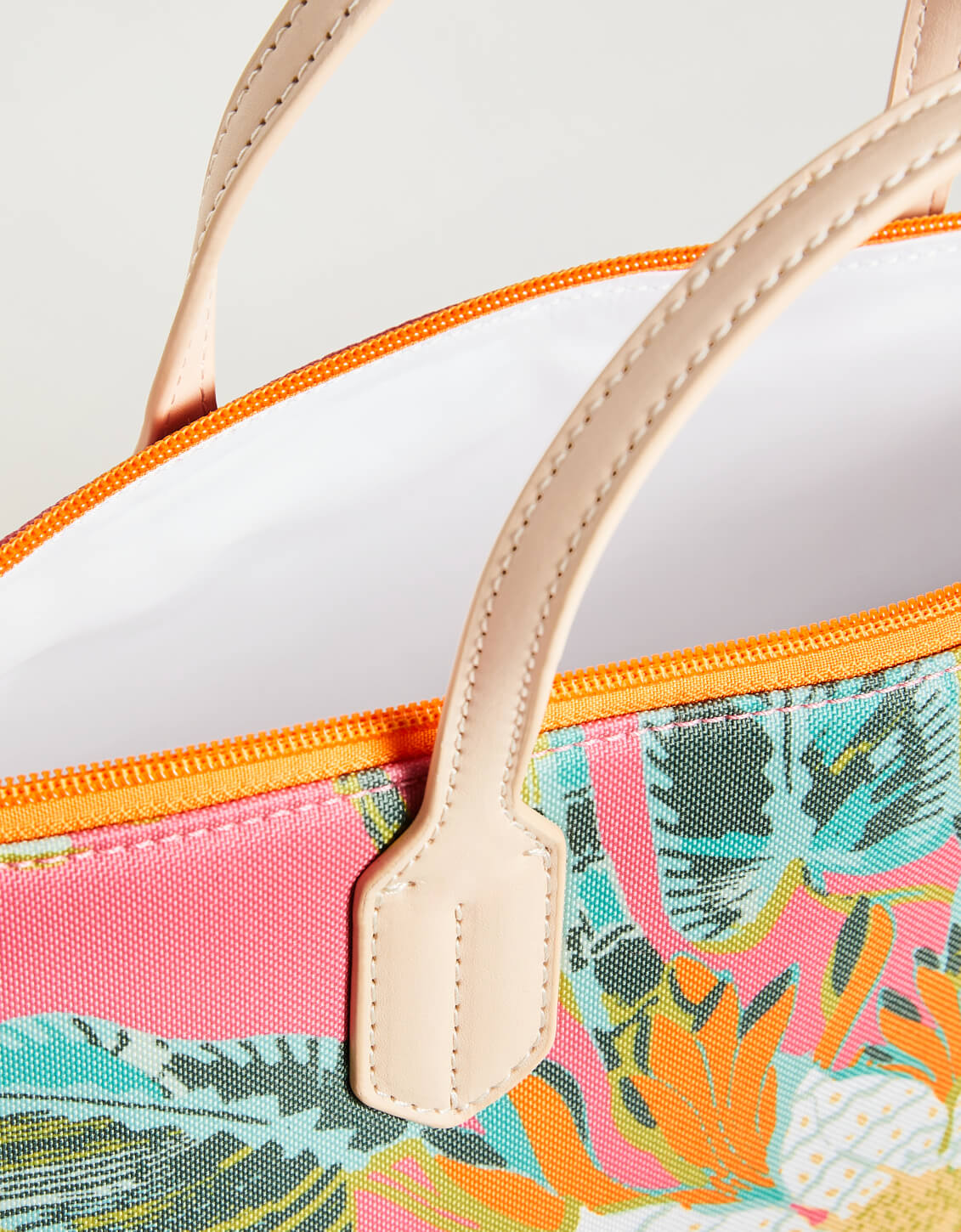  Out To Lunch Bag Queenie Tropical Floral Pink