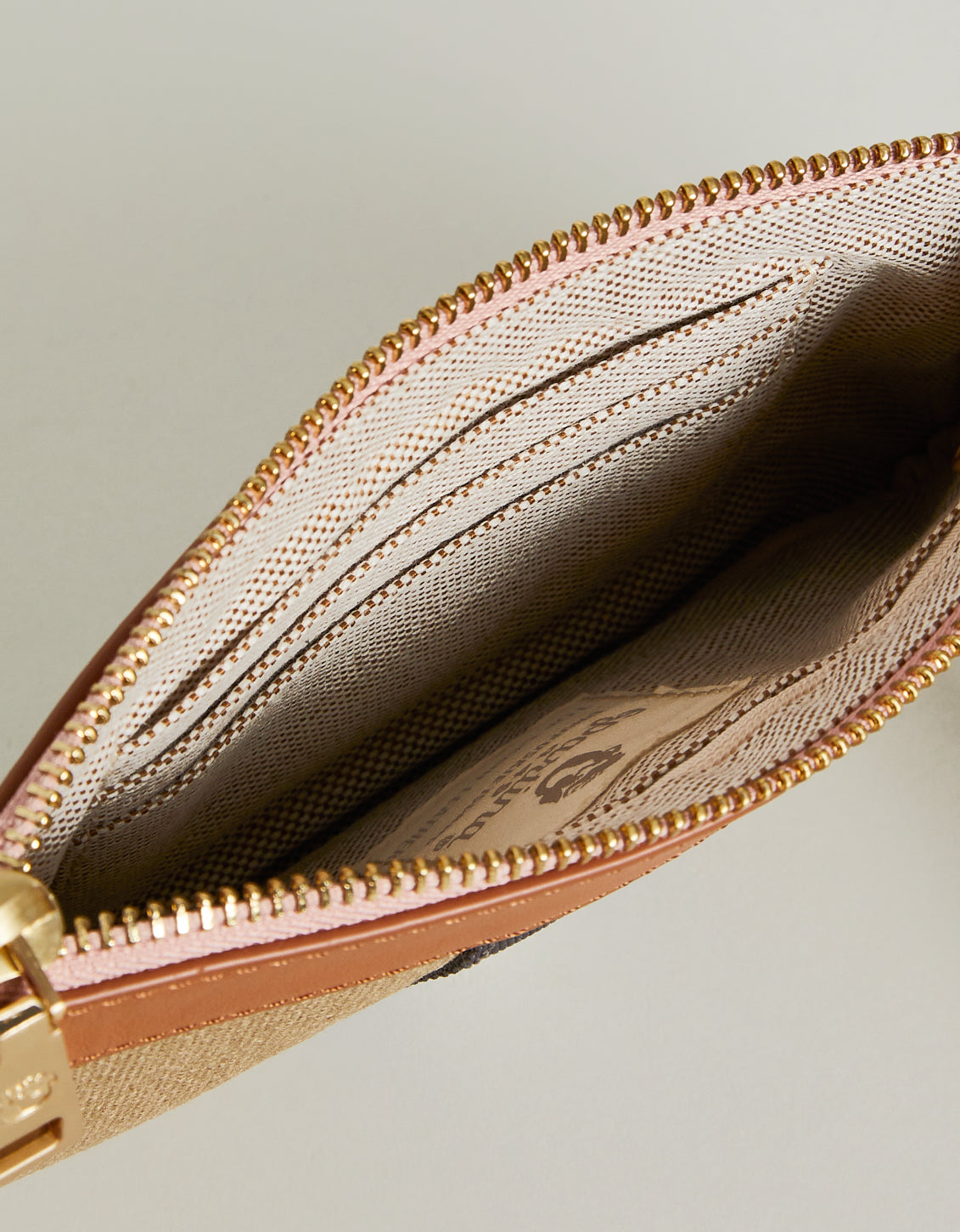  Charlie Wristlet Olive