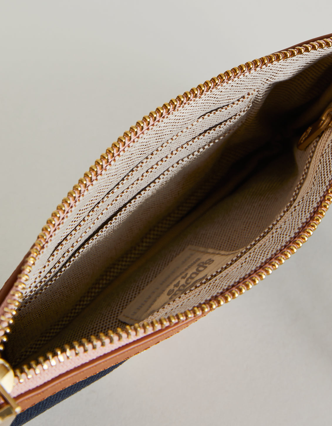  Charlie Wristlet Navy