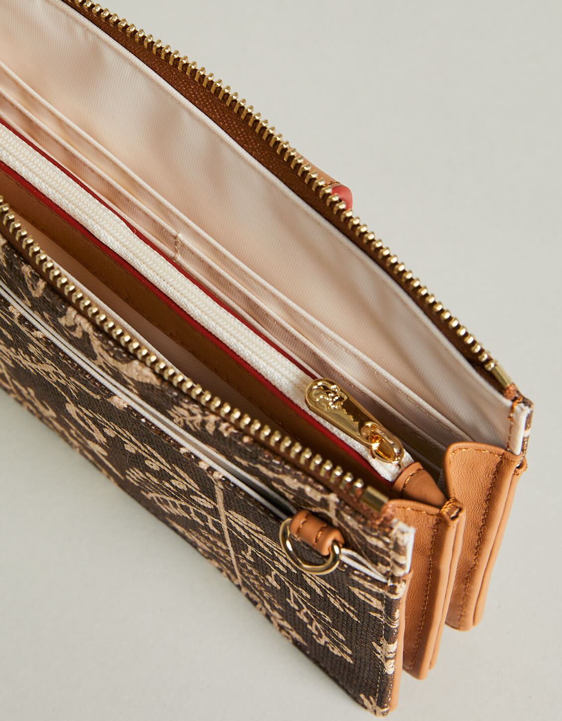  Lindsey Phone Crossbody 1859 Lighthouse