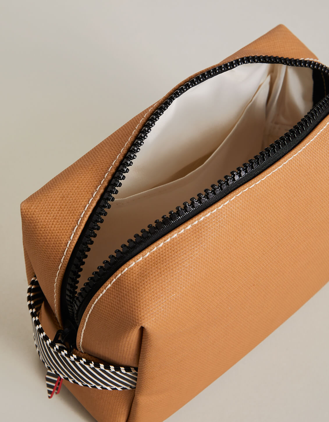  Armada Cosmetic Case Camel