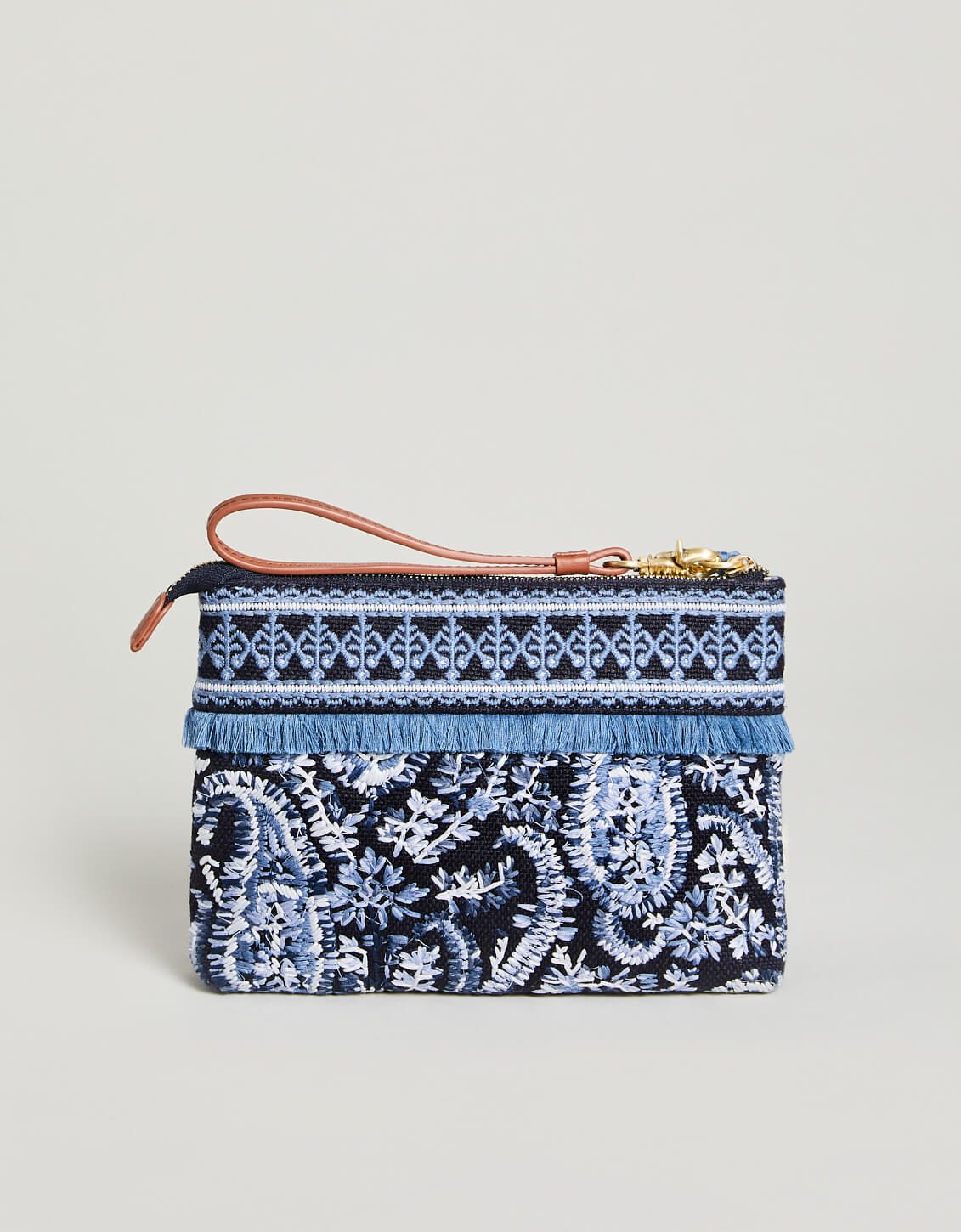  Maci Wristlet Marsh Boardwalk Paisley