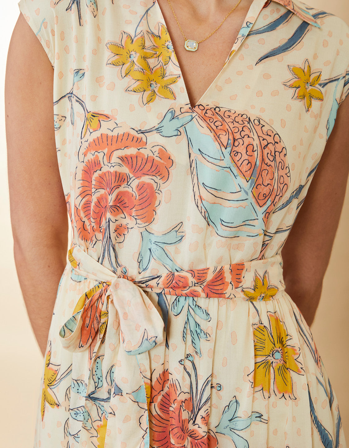  Hallie Midi Dress Clara Starry Floral Cream