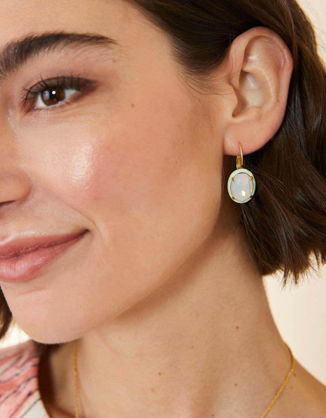  Clara Oval Earrings White Opal