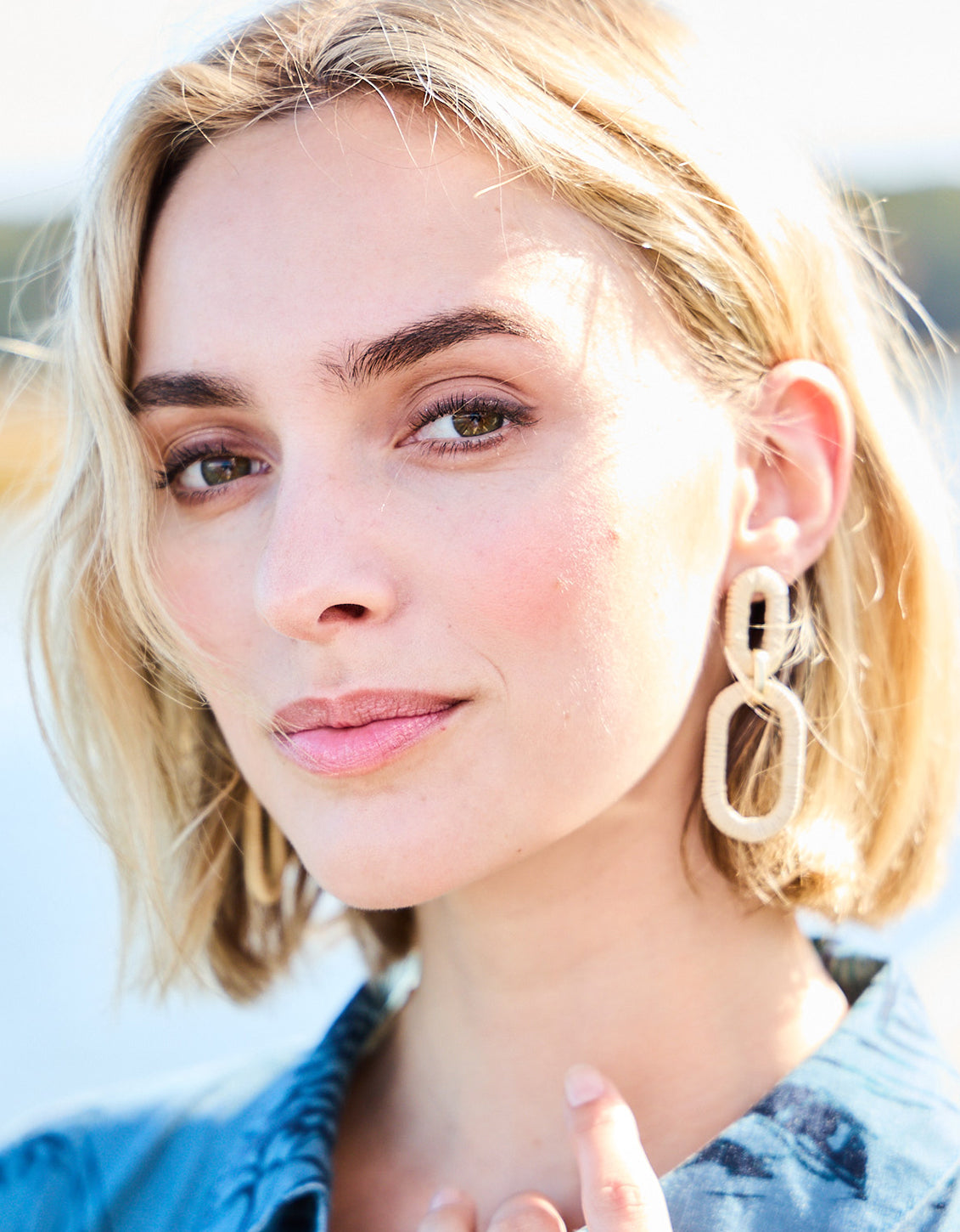  Straw Link Earrings Natural