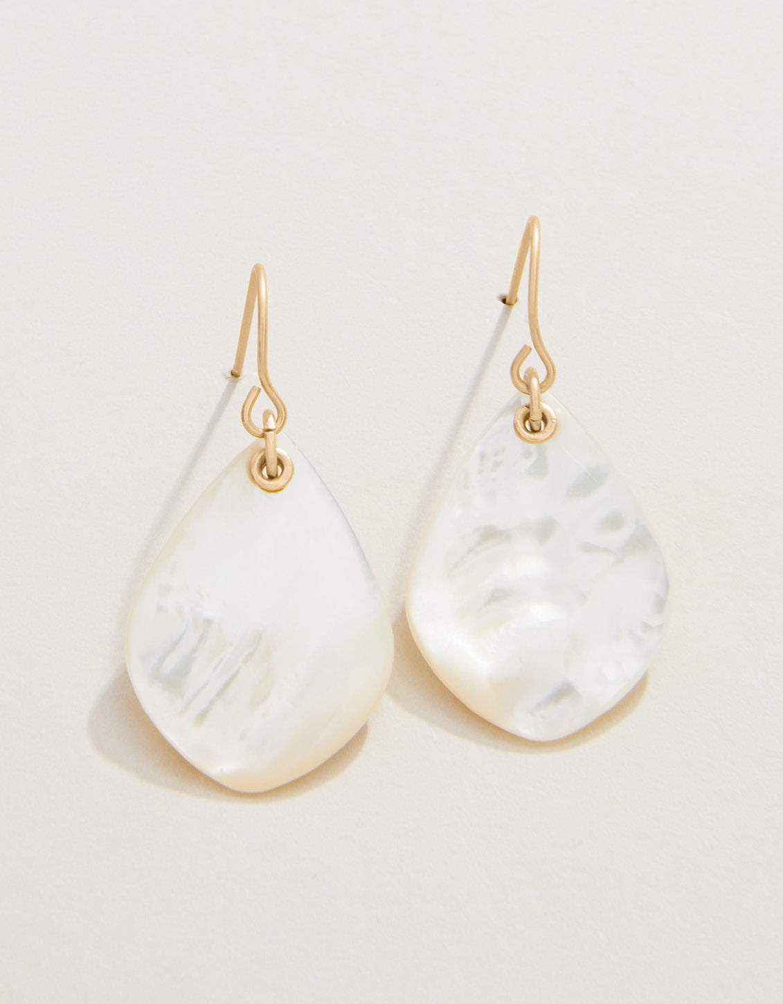  Enclave Petite Earrings Mother-of-Pearl
