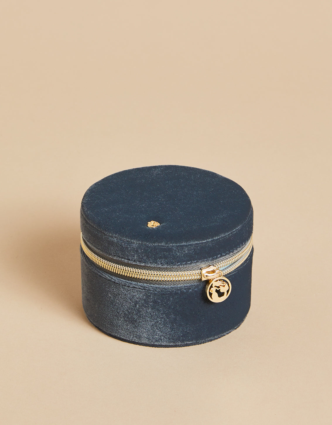  Round Jewelry Travel Case Grey Velvet