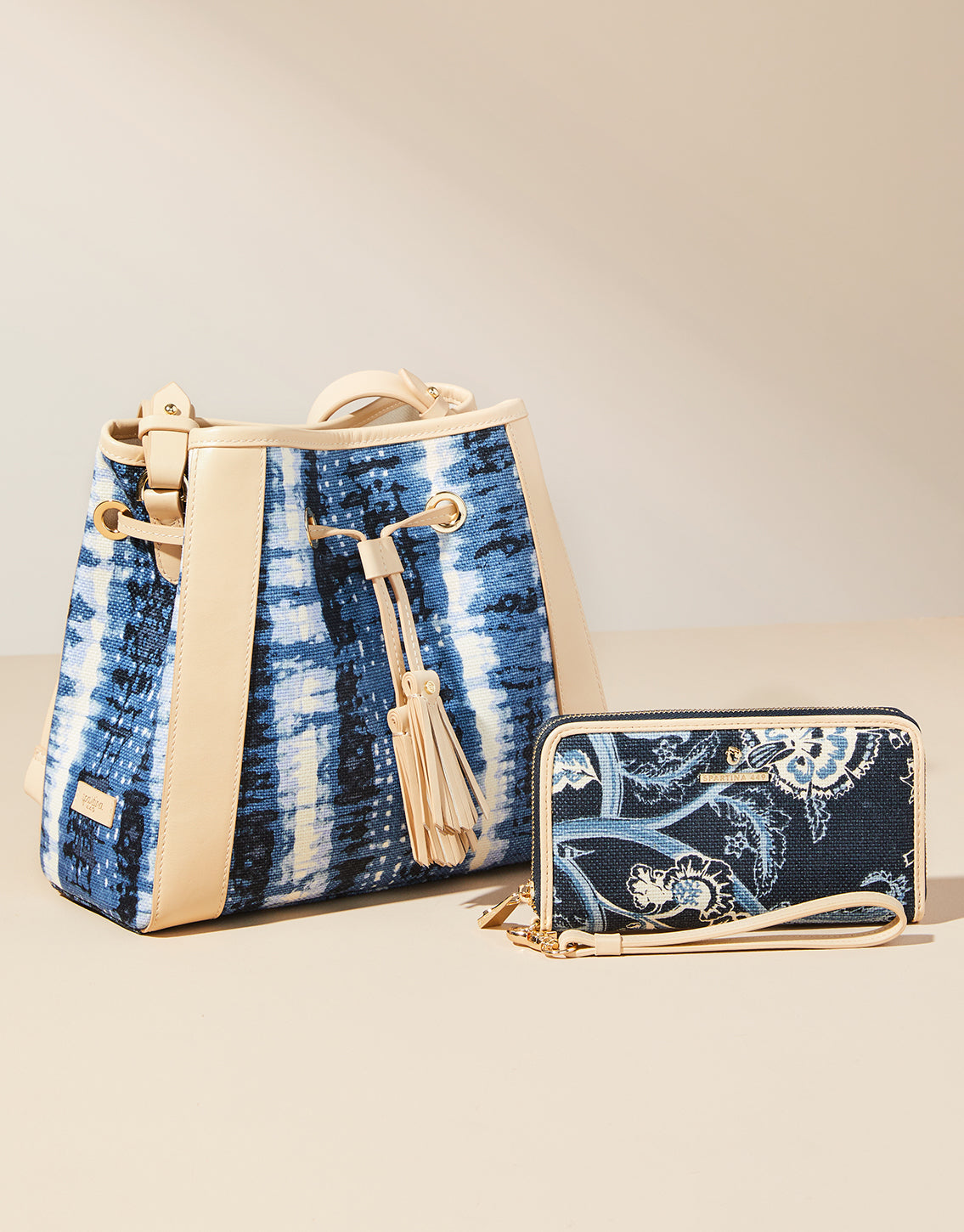  Vivian Drawstring Crossbody Oyster Factory Tides
