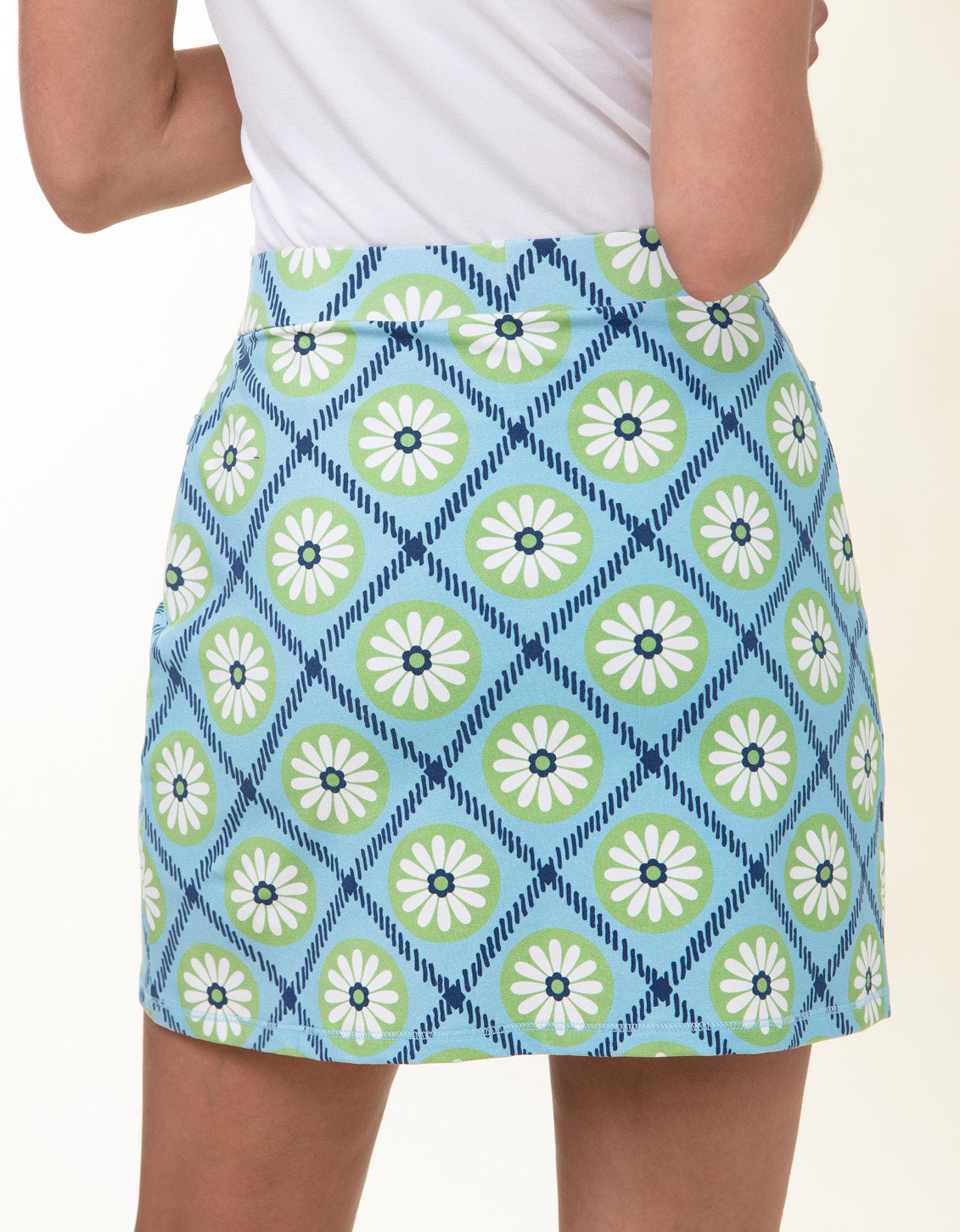  Ruffle Skort Strathy Hall Daisy Geo