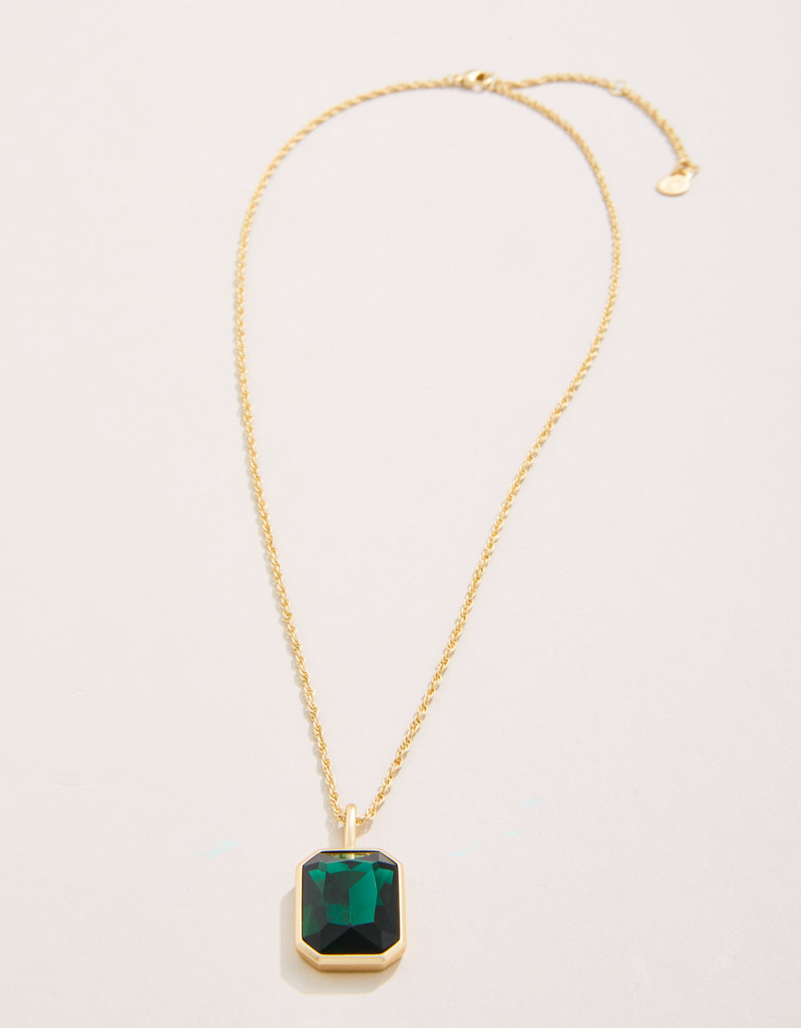  Grand Chateau Necklace 18" Dark Green