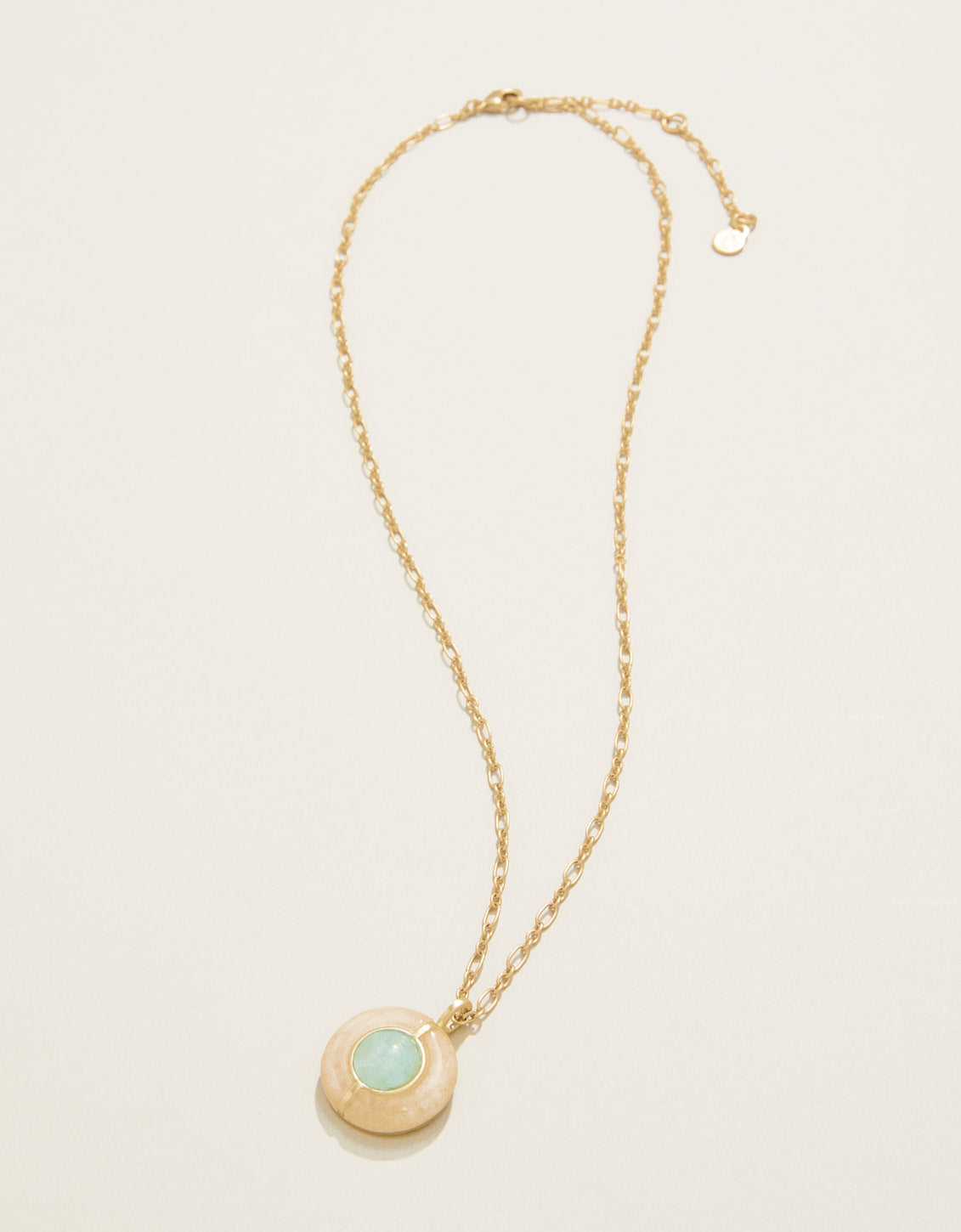  Centered Stone Necklace 18" White/Jade