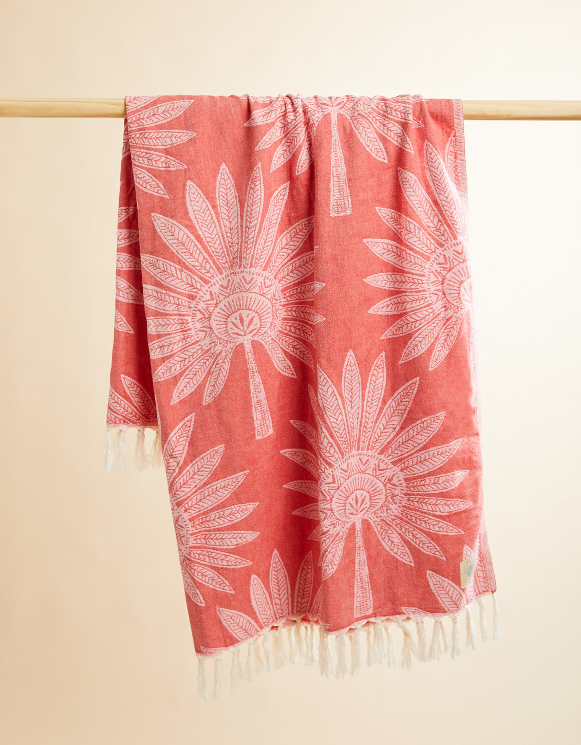  Beach Blanket Palmetto Frond Red