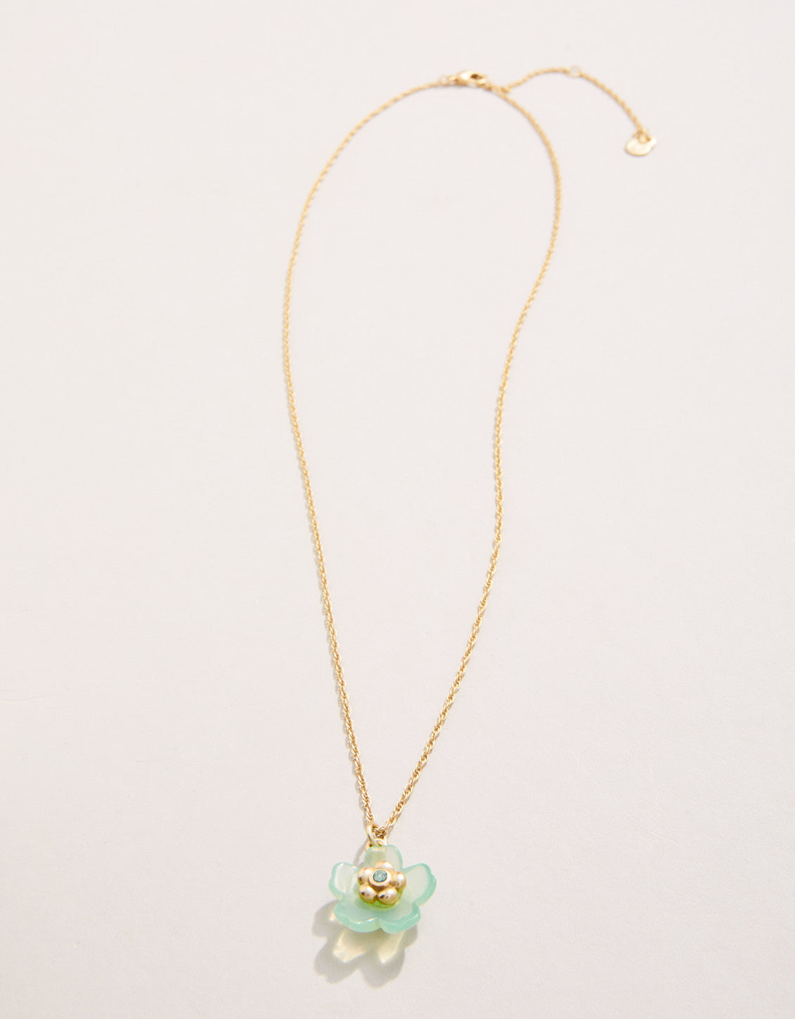  Yarrow Flower Necklace 18" Sea Foam